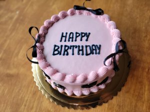 tort na 18 urodziny lubartow, tort happy birthday