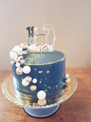 tort na 18 urodziny lubartow lublin, tort na 18 lubartow