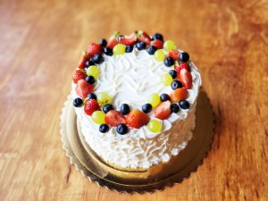 tort okazjonalny lubartow, tort urodzinowy z owocami lubartow